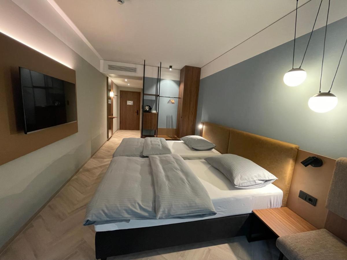 Stadthotel Neumarkt Mitte Neumarkt in der Oberpfalz Exteriör bild